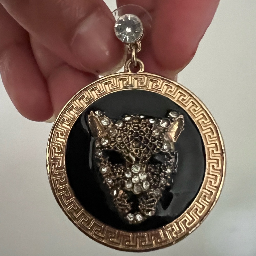 Beautiful vintage earrings
